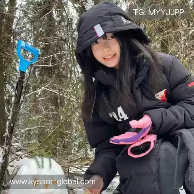劳能豪